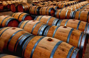 Vynas ir ąžuolas: Andrew Jeffordas tyrinėja besikeičiančius skonius