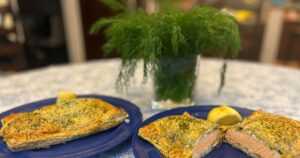 Ang Pompano „Nuo nužudymo pačiomis vištomis iki Salmon Wellington“ (ir keturių knygų dovana!)